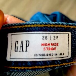 Gap high rise stride size 2 Reg